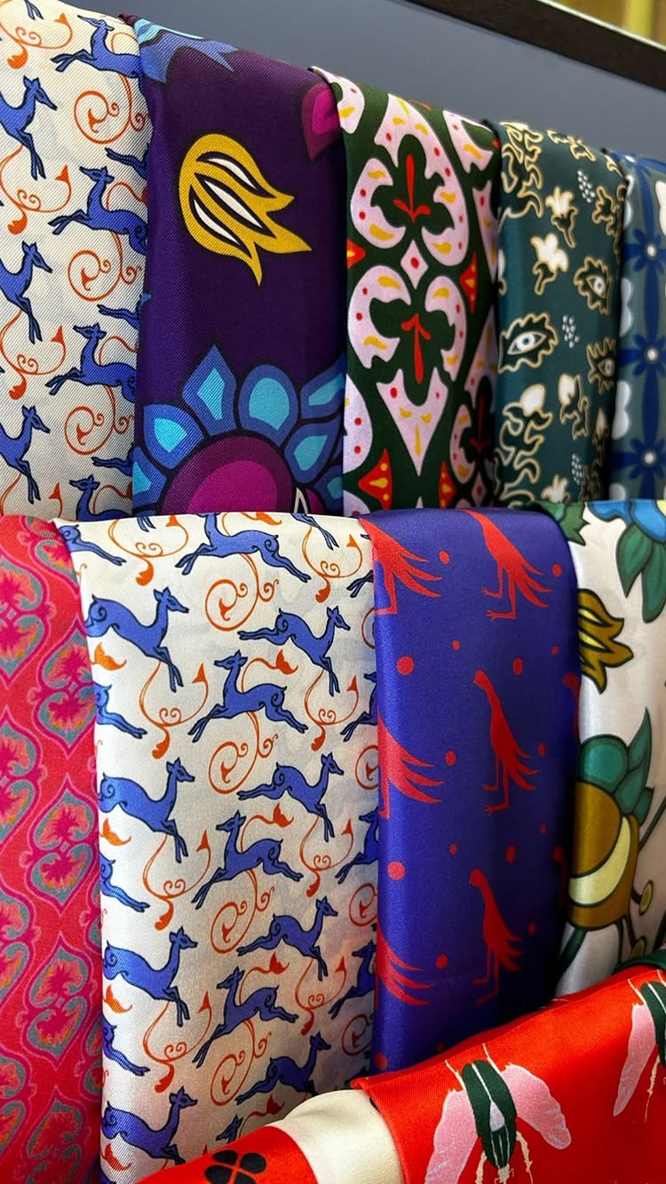 Scarves - Natural Silk - Beetles - Red