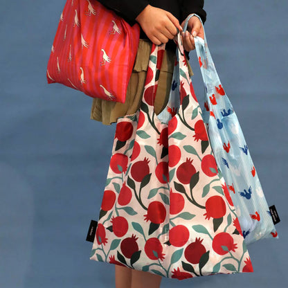 White foldable tote bag with the Pomegranates print