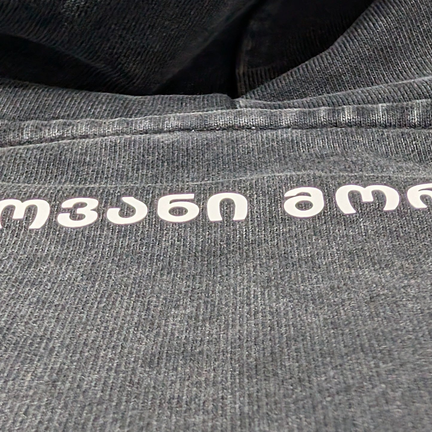 ჰუდი - 100% მჟავათი გარეცხილი ბამბა - იცხოვრე შენი ცხოვრებით - შავი - m² x Giovanni Morra