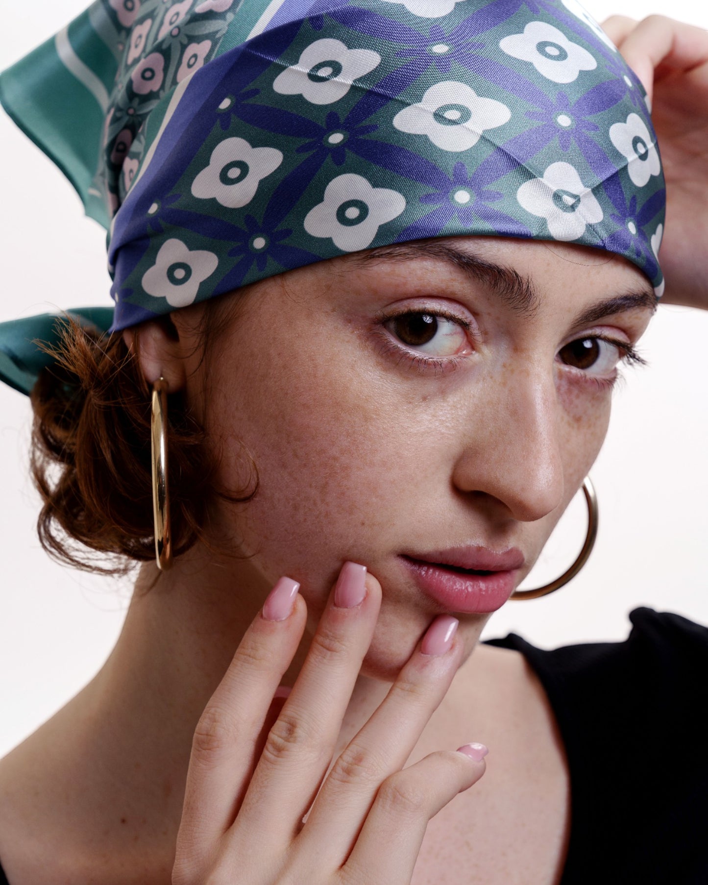 შარფები - ნატურალური აბრეშუმი - დილის ვარსკვლავი - ღია მწვანე