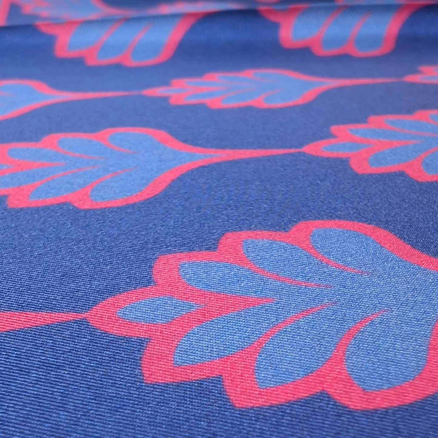 შარფები - ნატურალური აბრეშუმი - ტიტები - იასამნისფერი